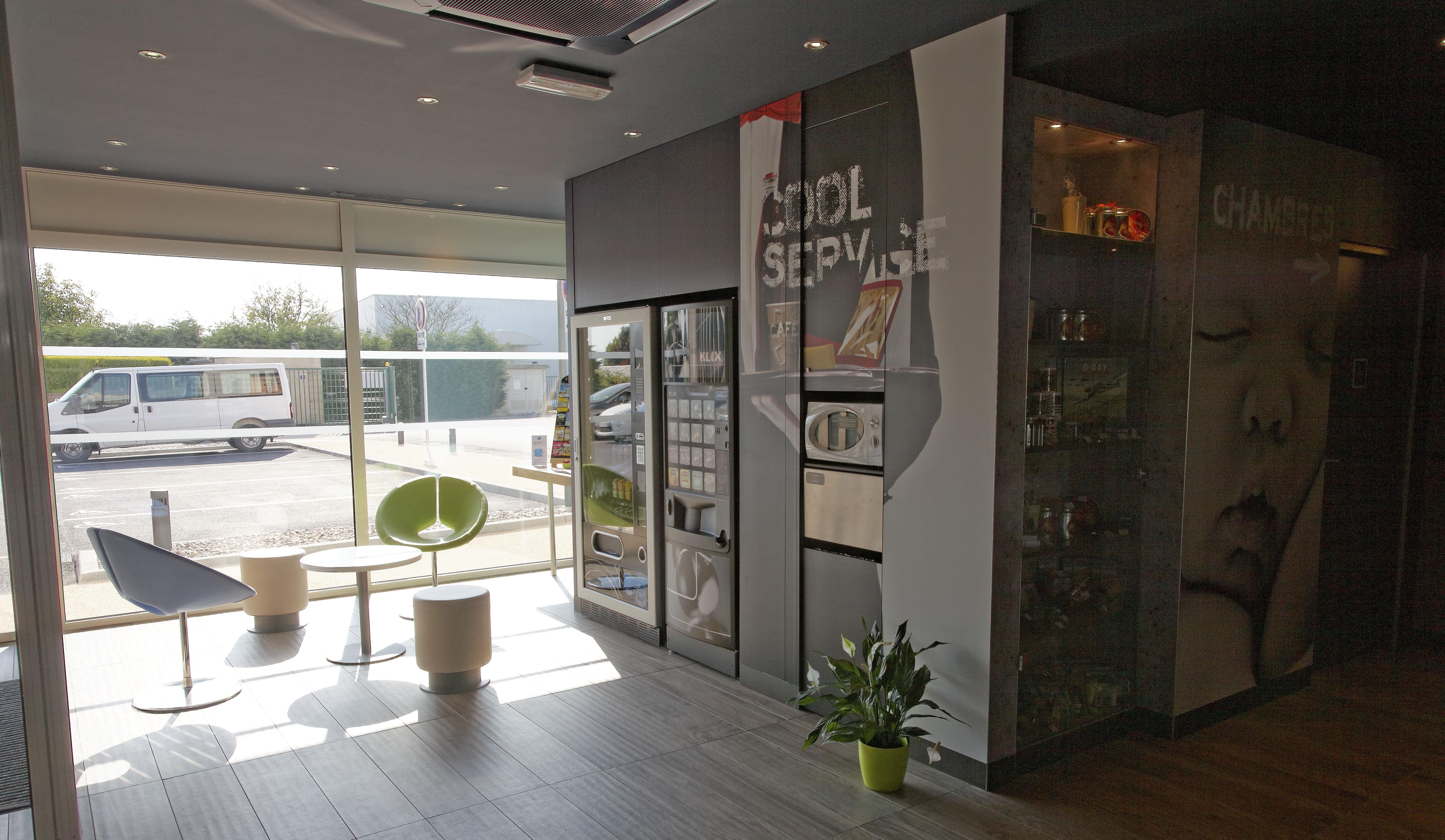 Ibis Budget Cherbourg - La Glacerie Exterior foto